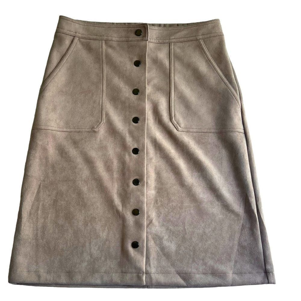 Tahari Women's Suede Faux Leather Button Detail Tan Patch Pocket Casual Skirt M